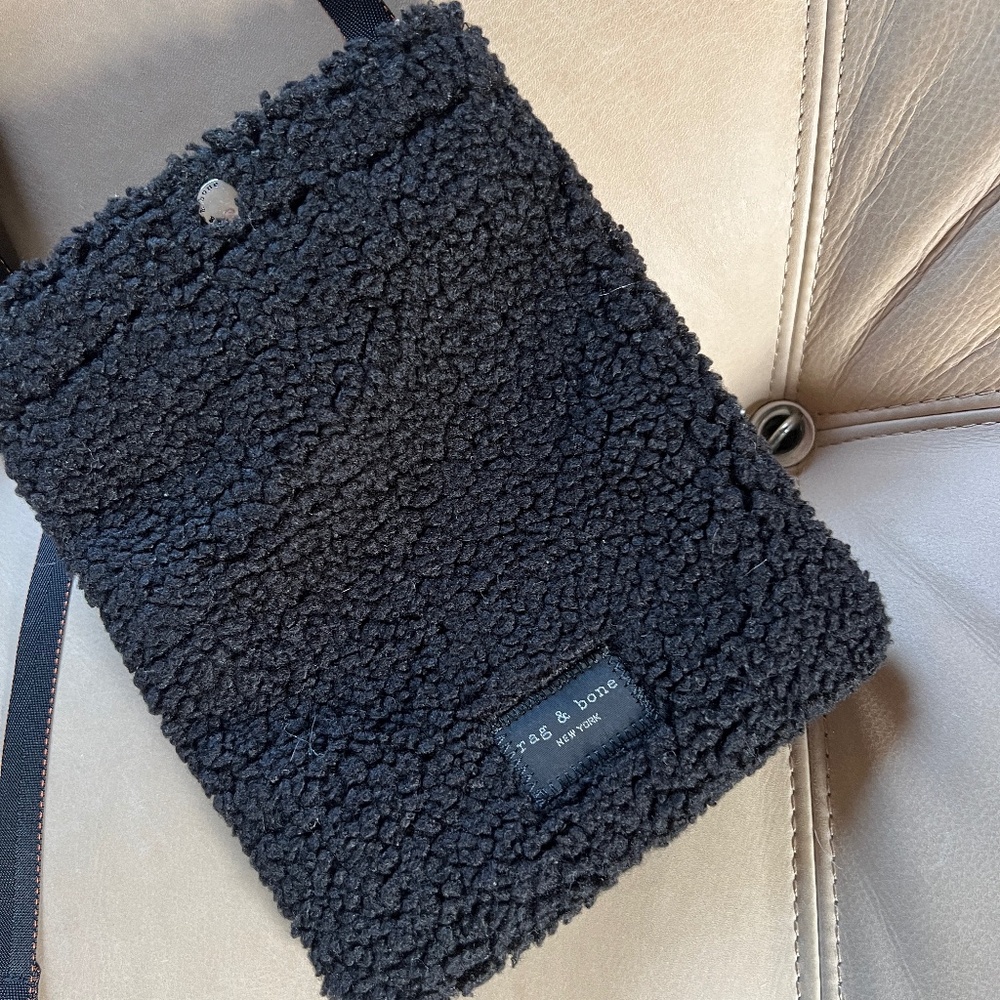 Rag & Bone | Sherpa Crossbody Bag - Picture 2 of 4